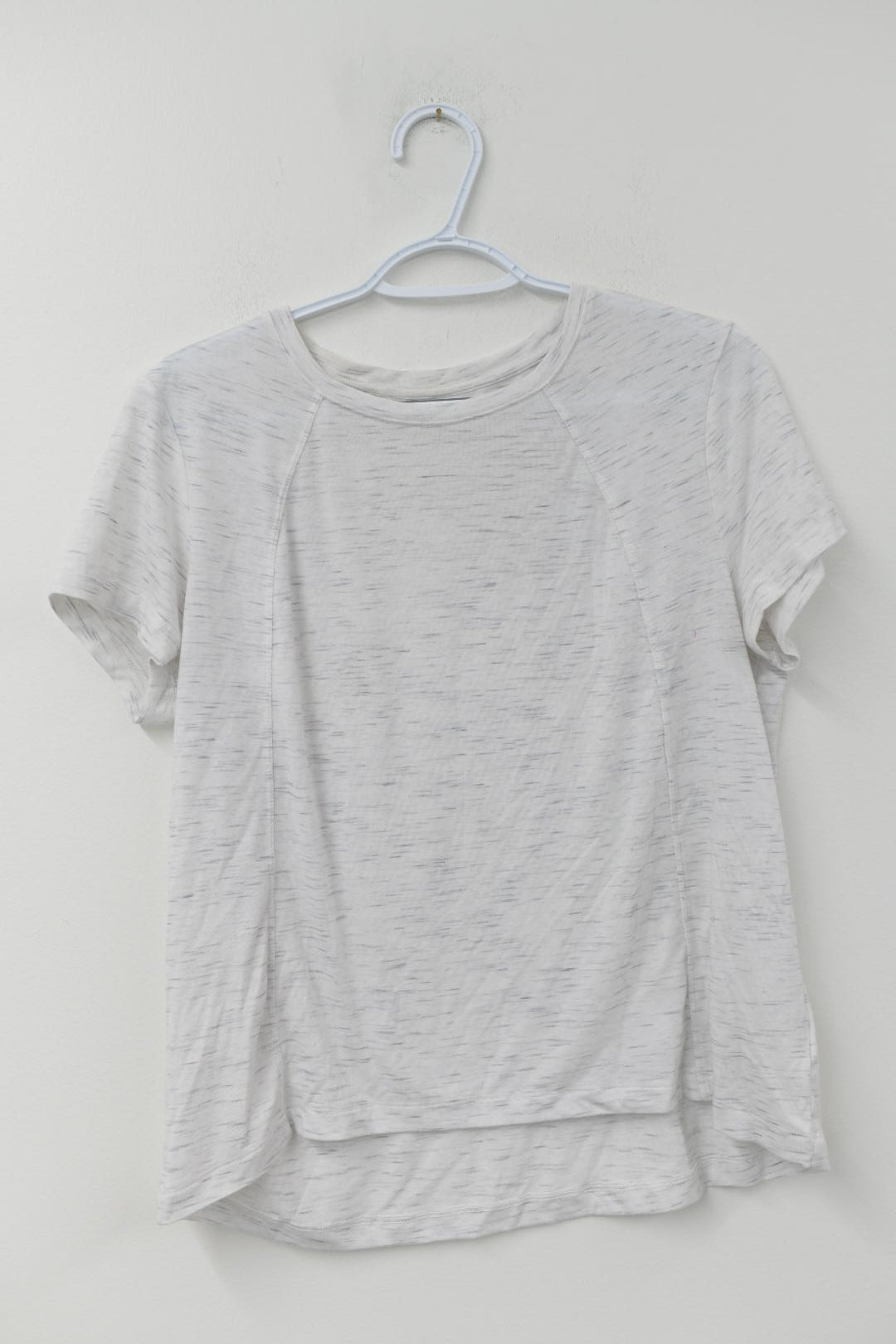 Avia athletic top Size M /EUC