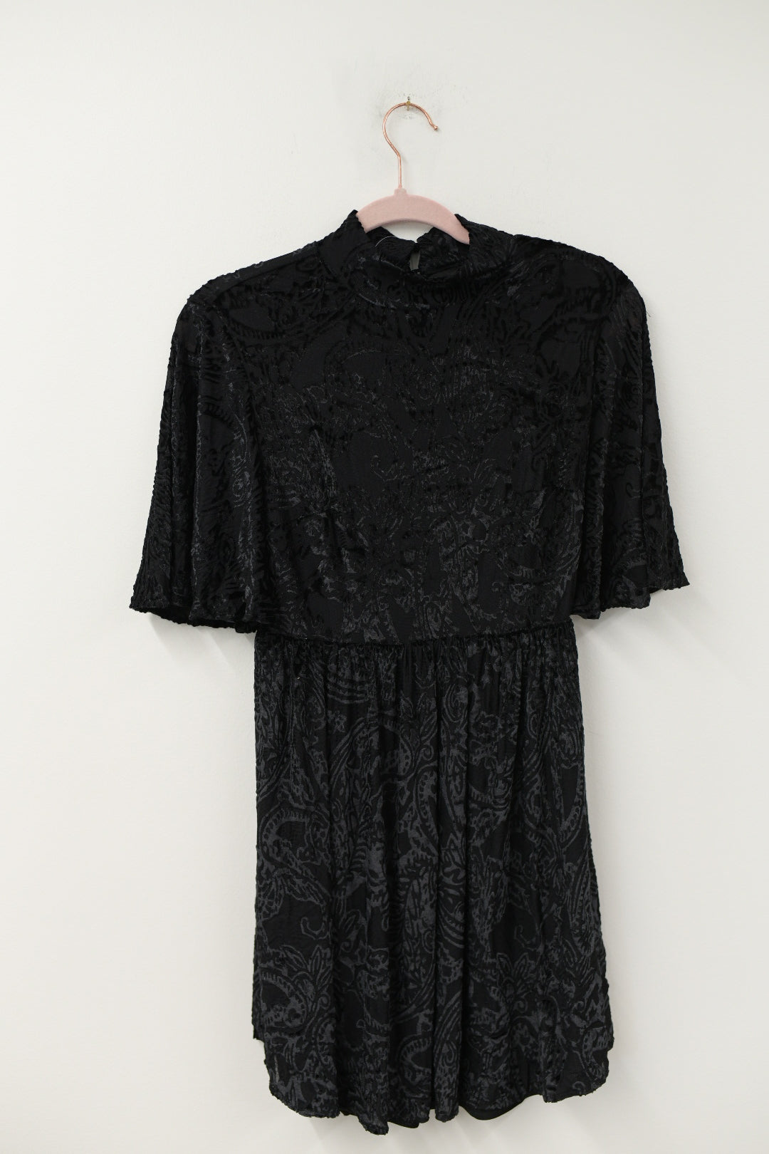 Maurice’s butterfly sleeves with back detail mini dress Size S / NWT