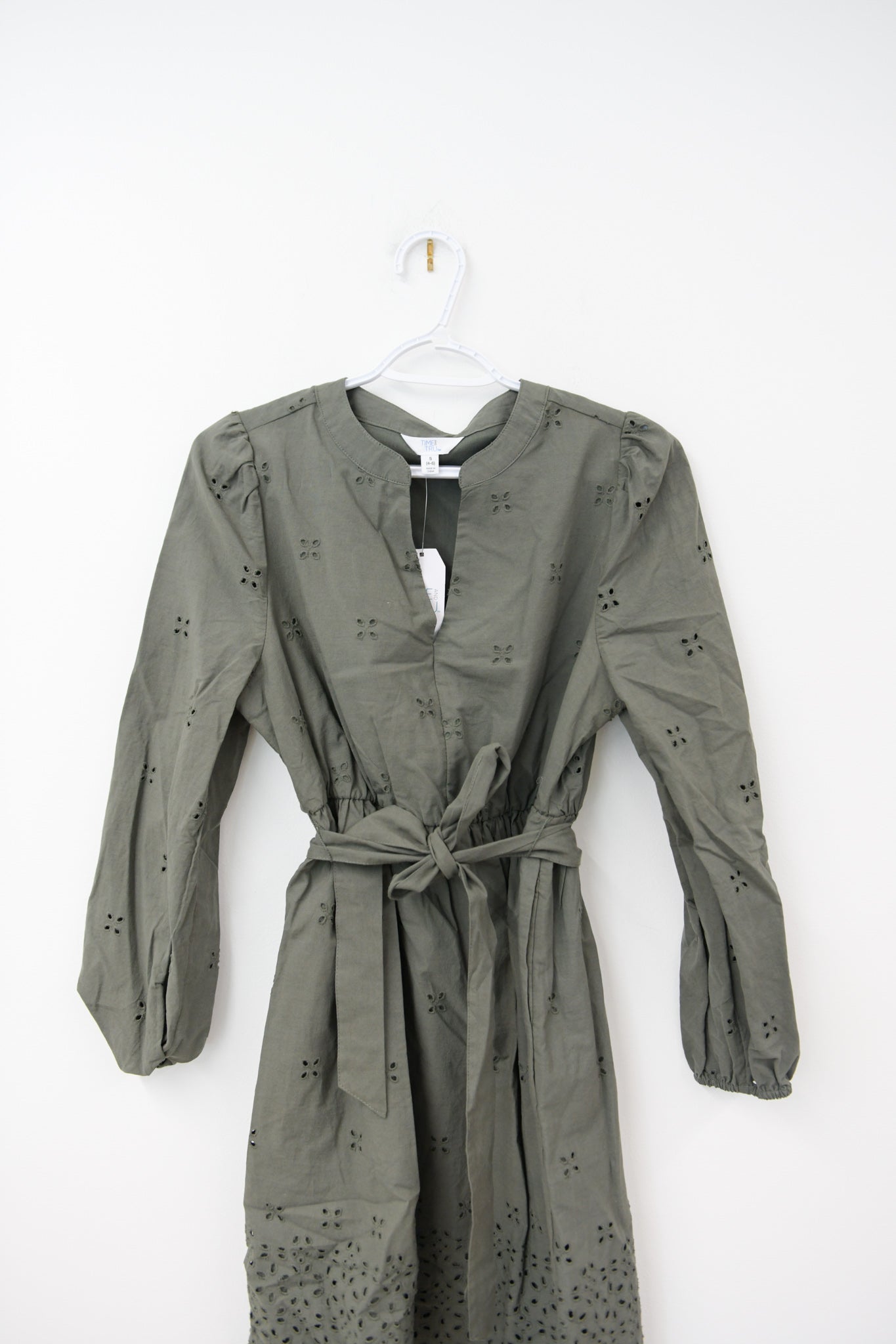 Time and Tru mini eyelet detail dress Size S / NWT