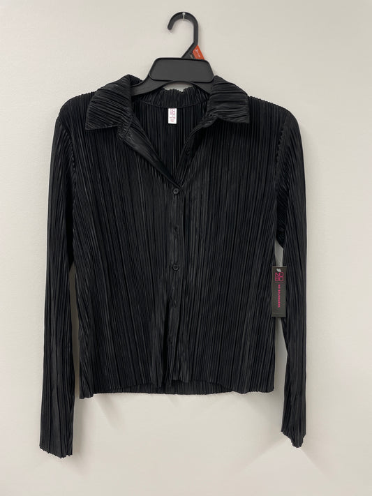 No Boundaries long sleeve pleated top Size S /NWT