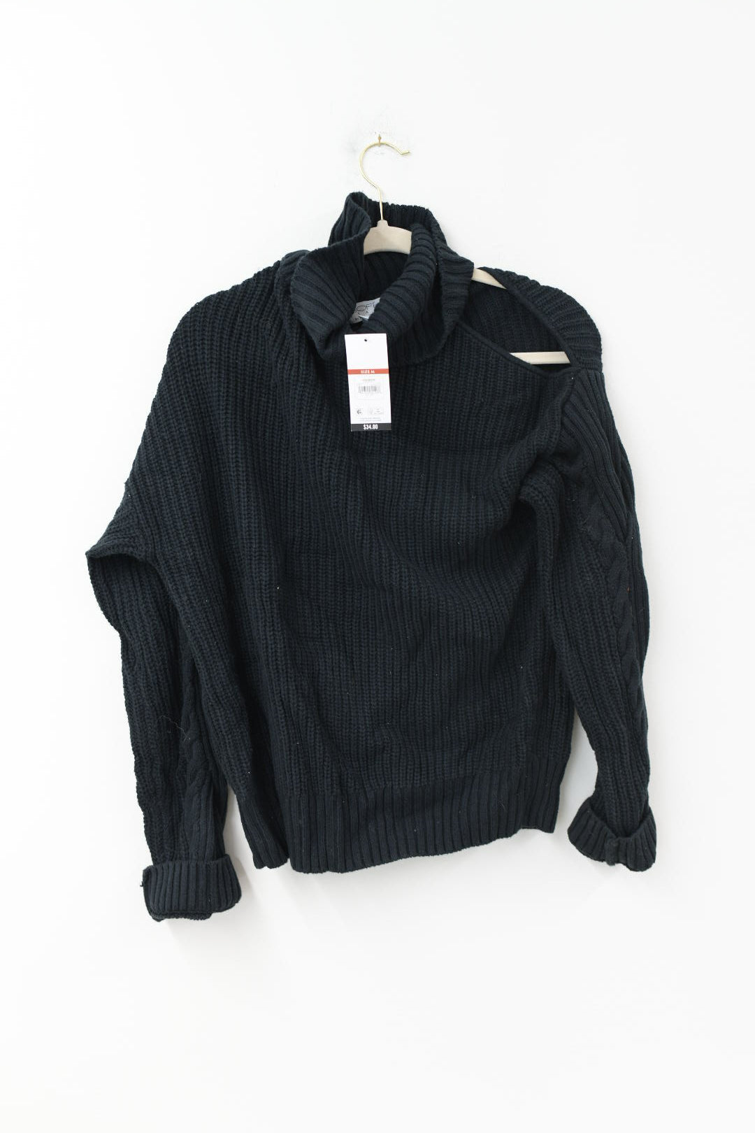 Sofia sweater Size M / NWT