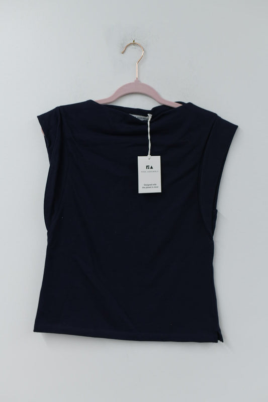 Free Assembly flange  sleeve top Size S / NWT