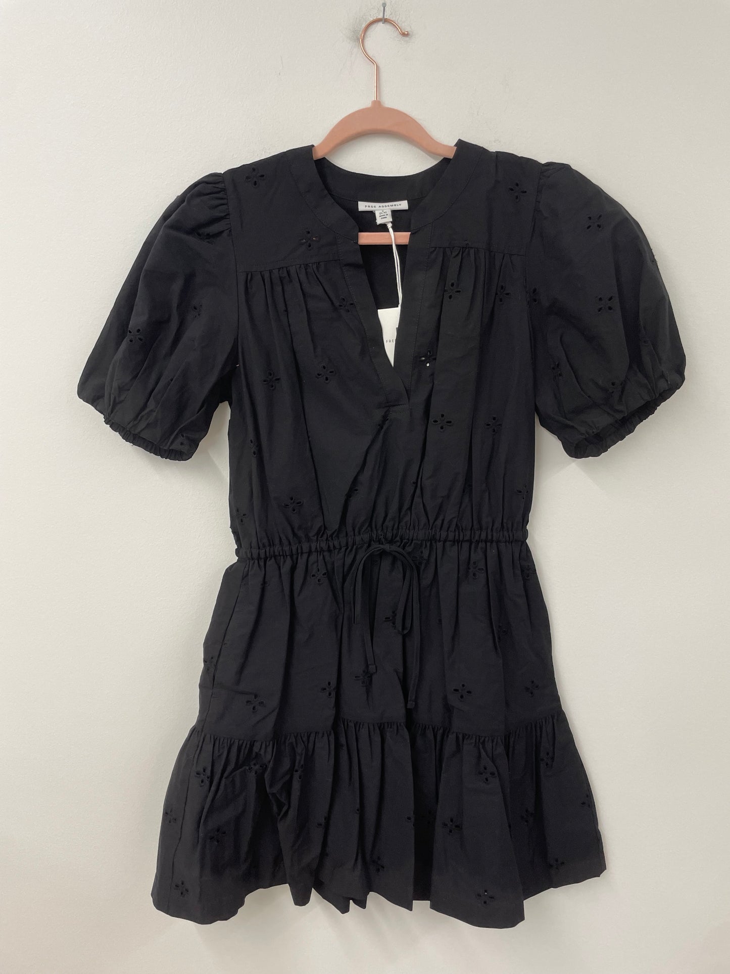 Free Assembly puffed sleeve flutter mini dress  Size S / NWT