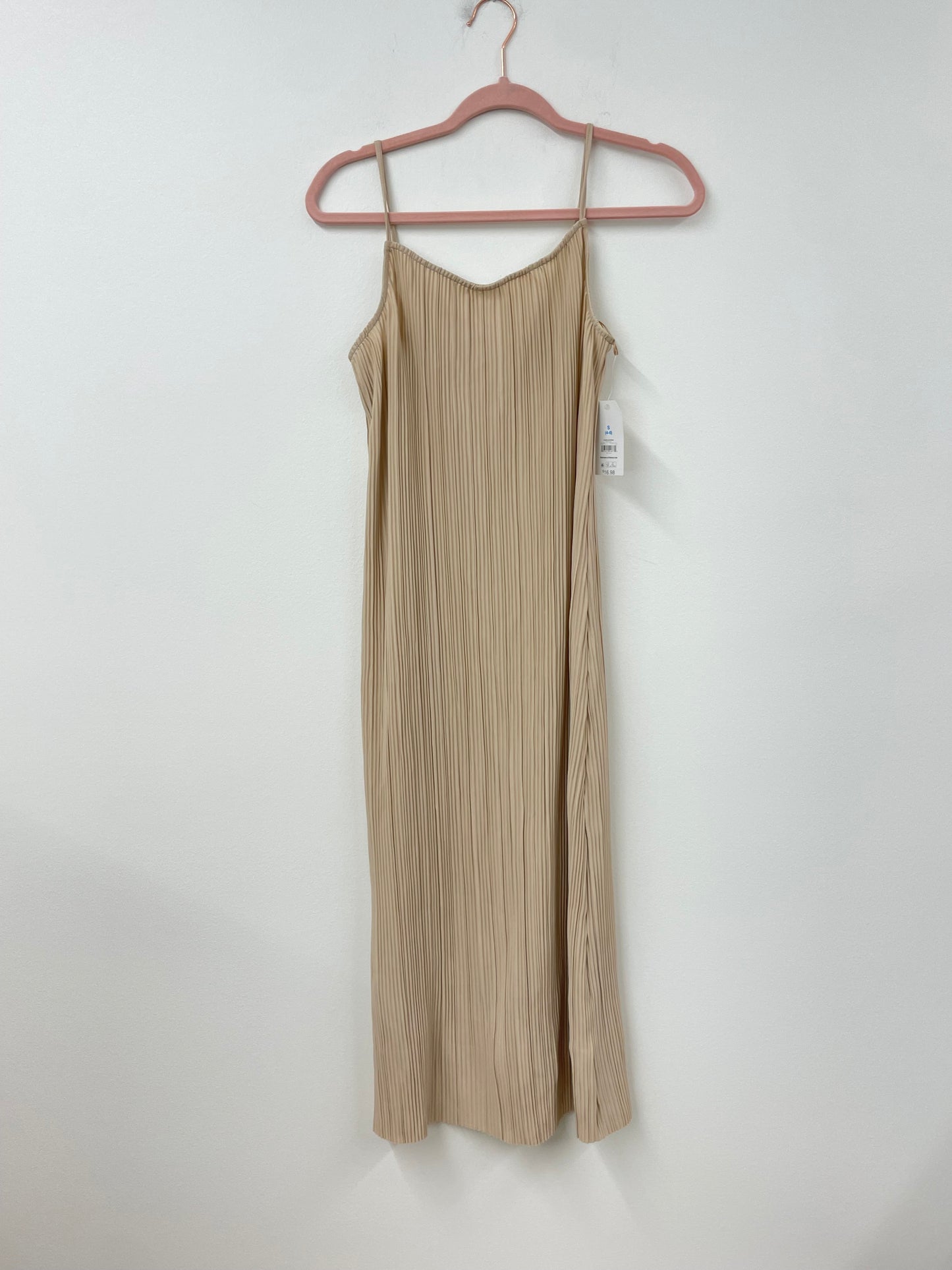 Time and Tru plisse slip midi dress Size S / NWT