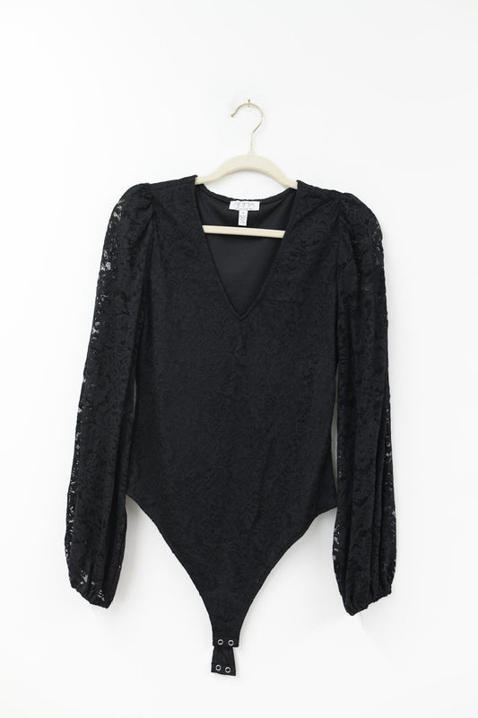 Sofia lace body suit Size M / EUC