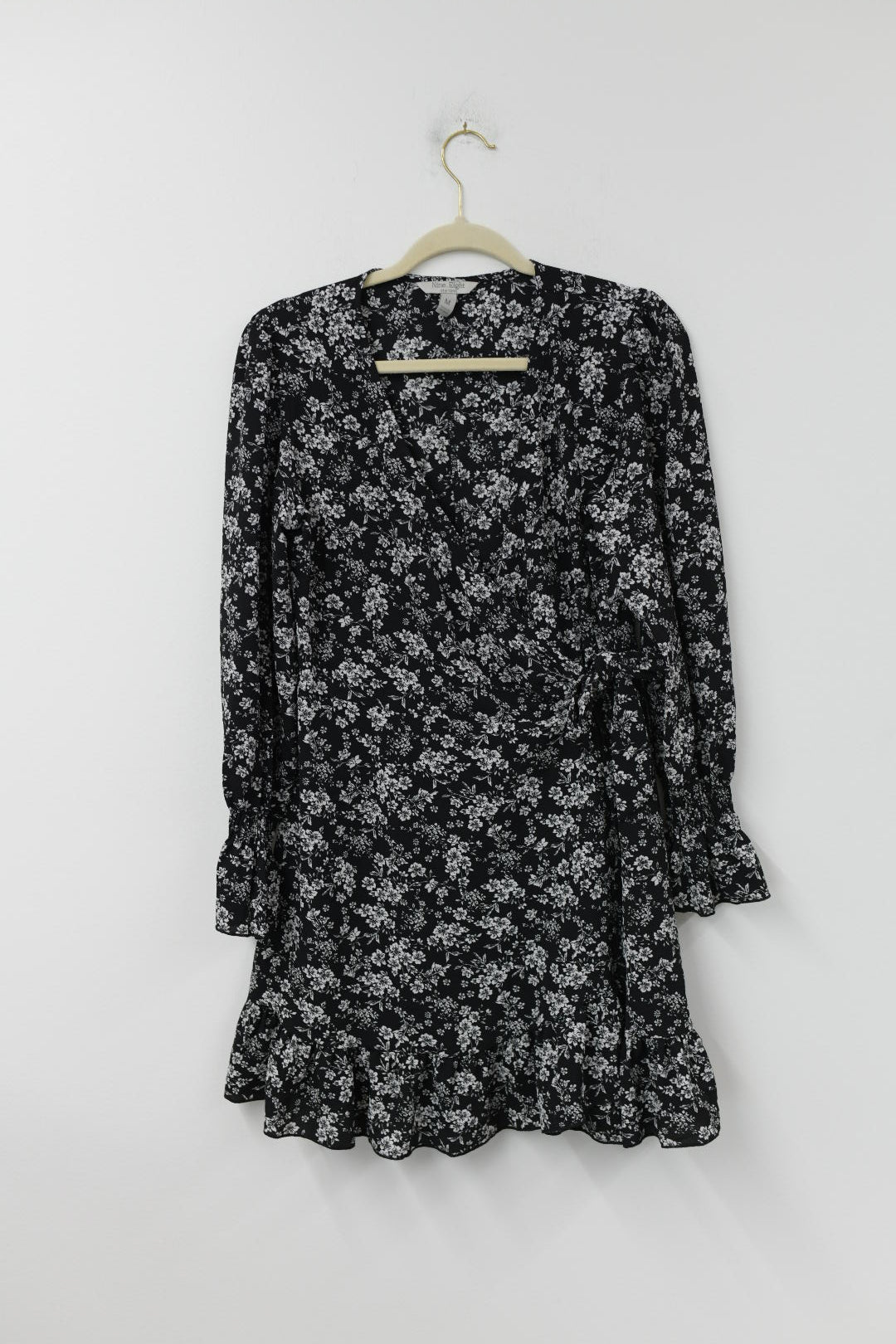 Nine eight long sleeve mini dress Size M /EUC