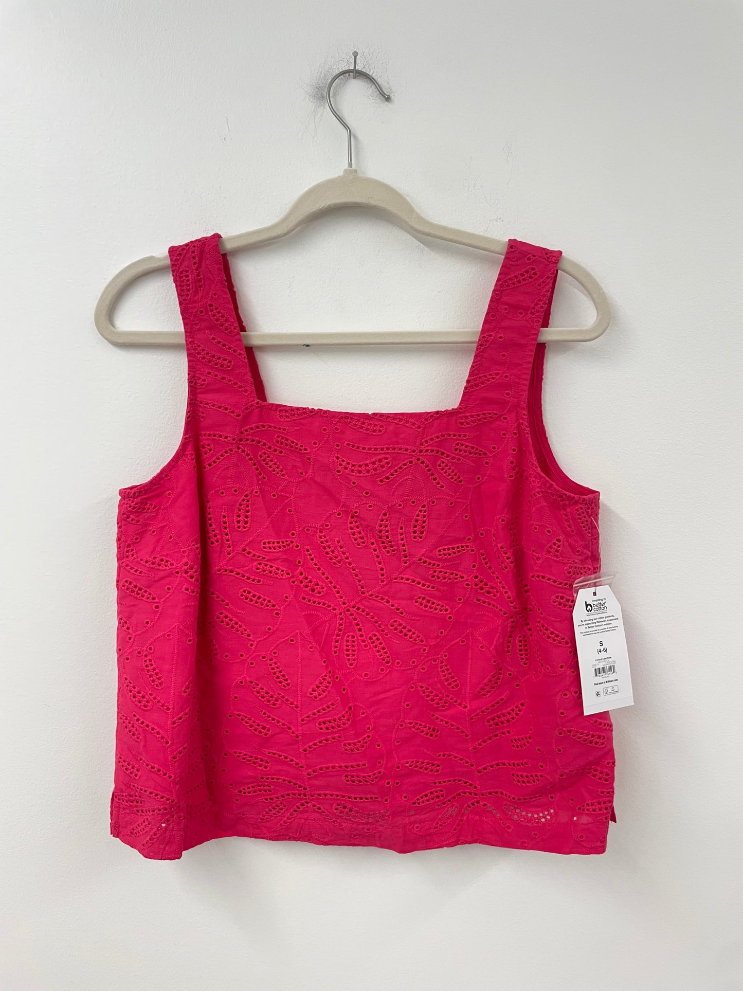 Time and Tru eyelet leaf tank top Size S / NWT