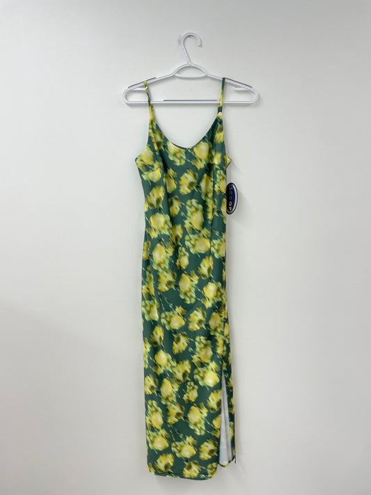 Scoop side slit midi dress Size S /NWT