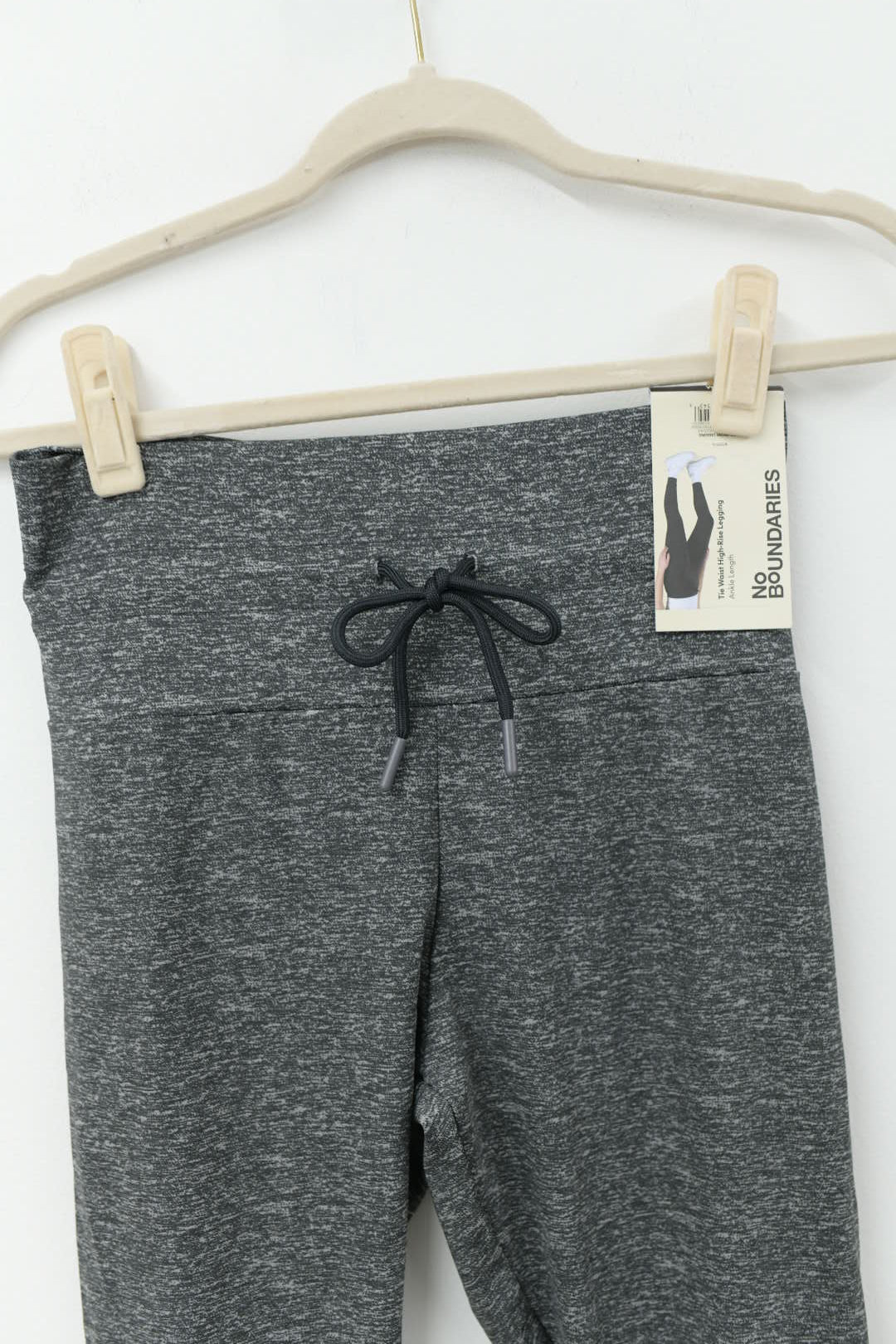 No Boundaries tie waist high rise leggings  Size S/M /NWT