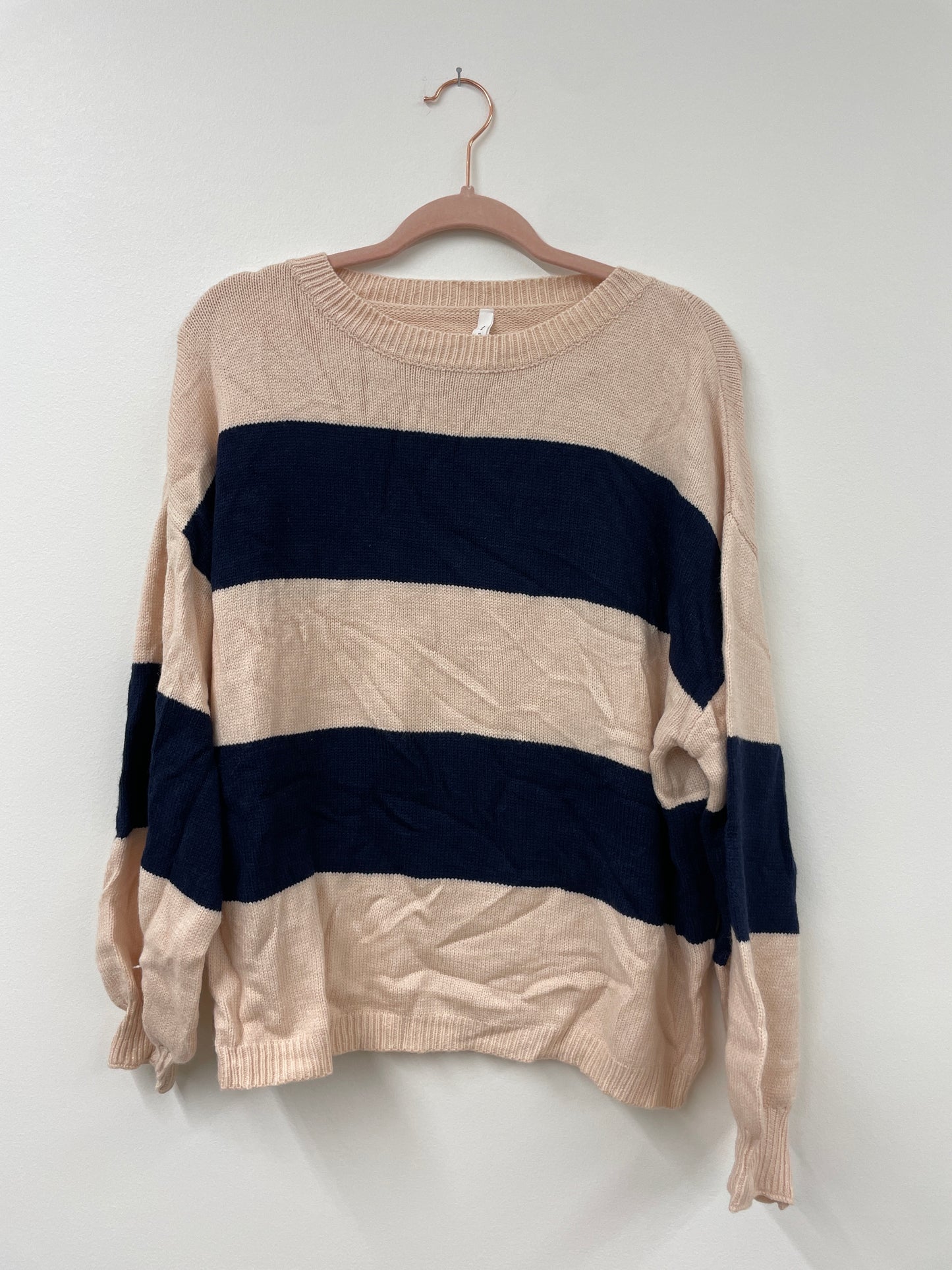 Dreamers sweater Size XS / EUC