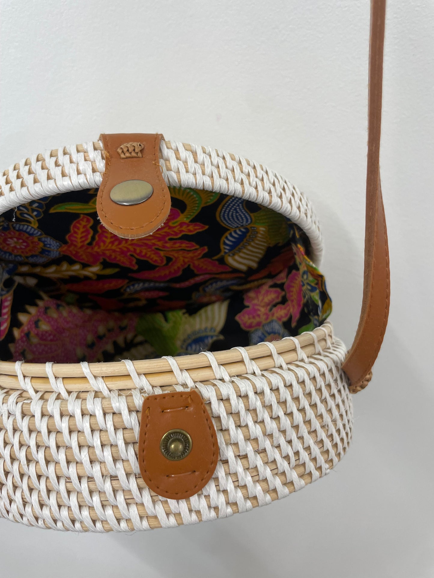 Small straw crossbody bag