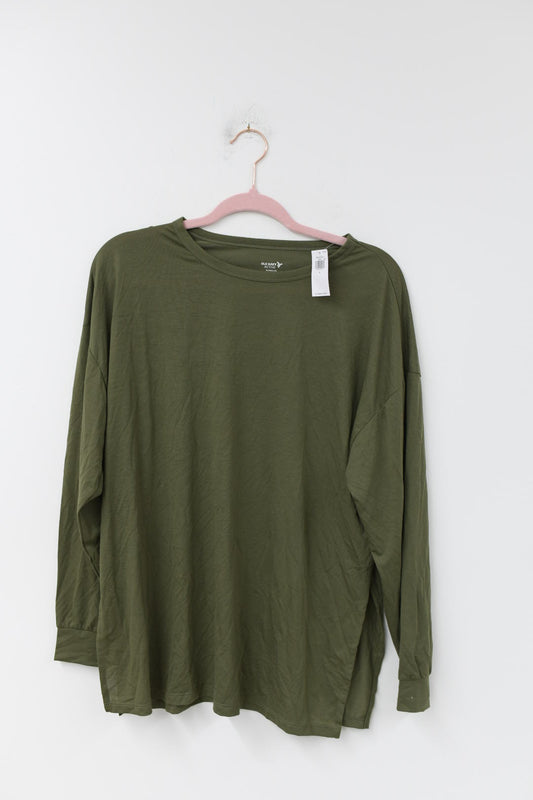 Old Navy active long sleeve Size S / NWT