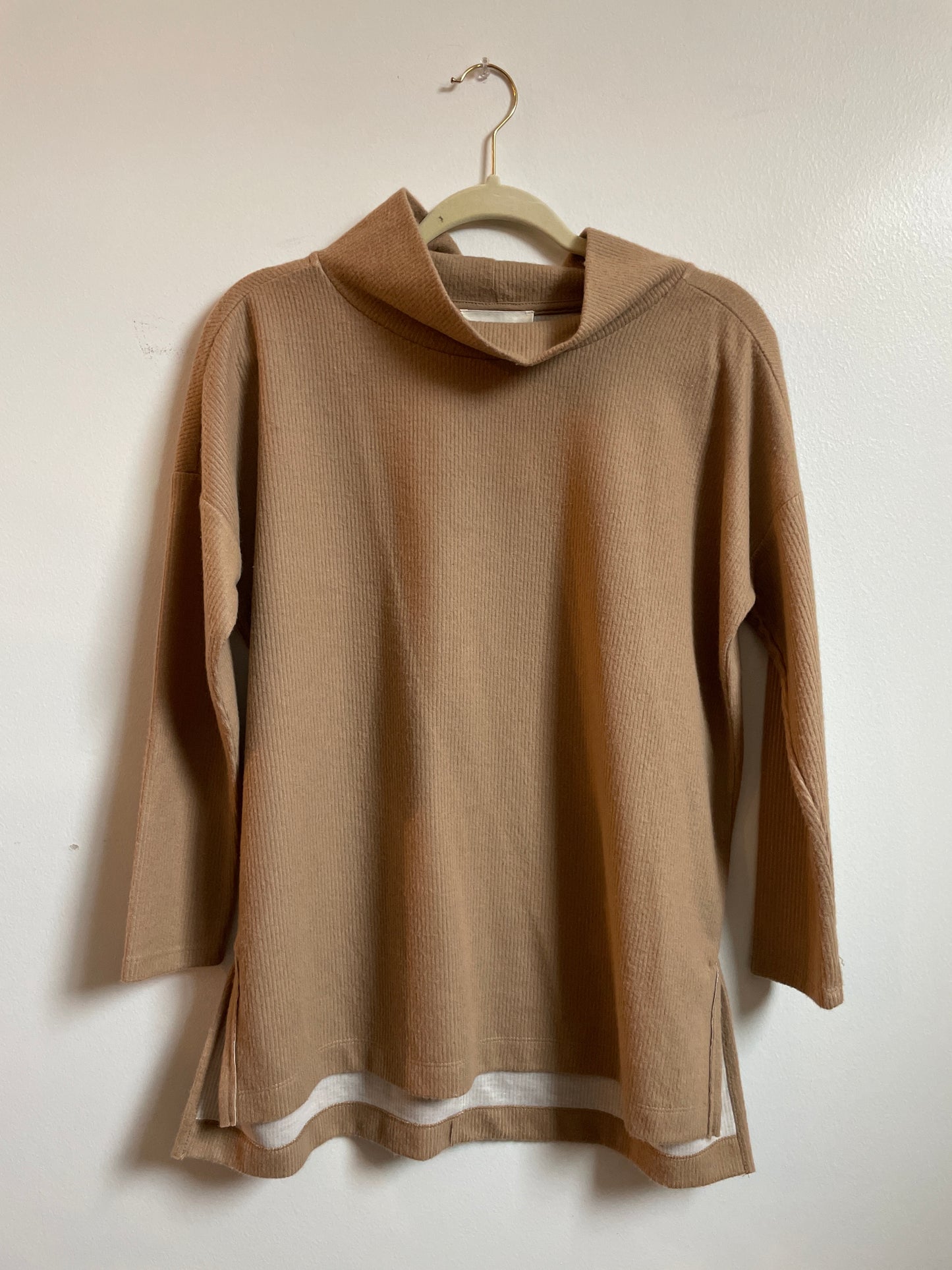 Anthropology causal tunic sweater \ Size XS \ NWT