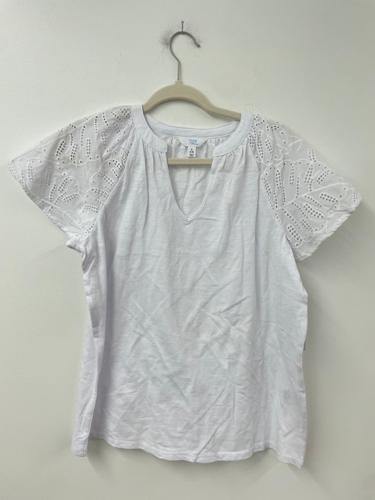 Time and Tru eyelet sleeve shirt Size S / EUC