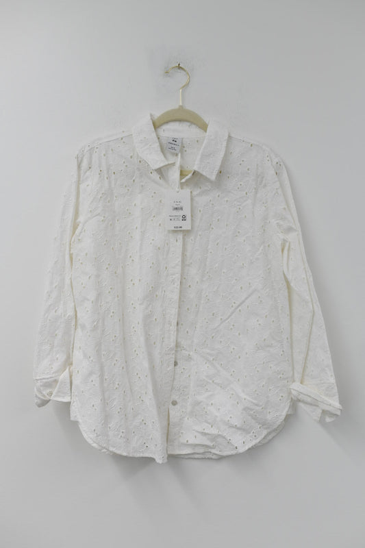 Free Assembly eyelet blouse Size S /NWT
