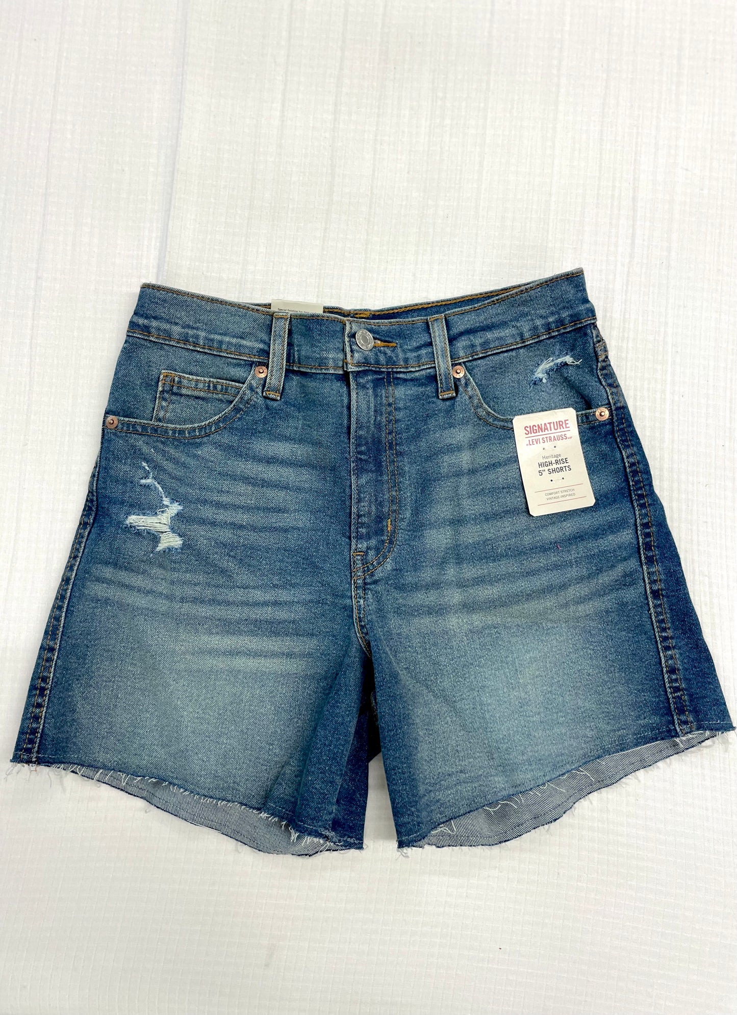 Levi Strauss 5” inseam shorts Size 4 / NWT