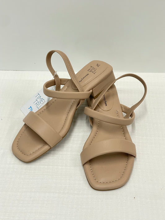 Time and Tru nude sandals Size 7.5/ NWT