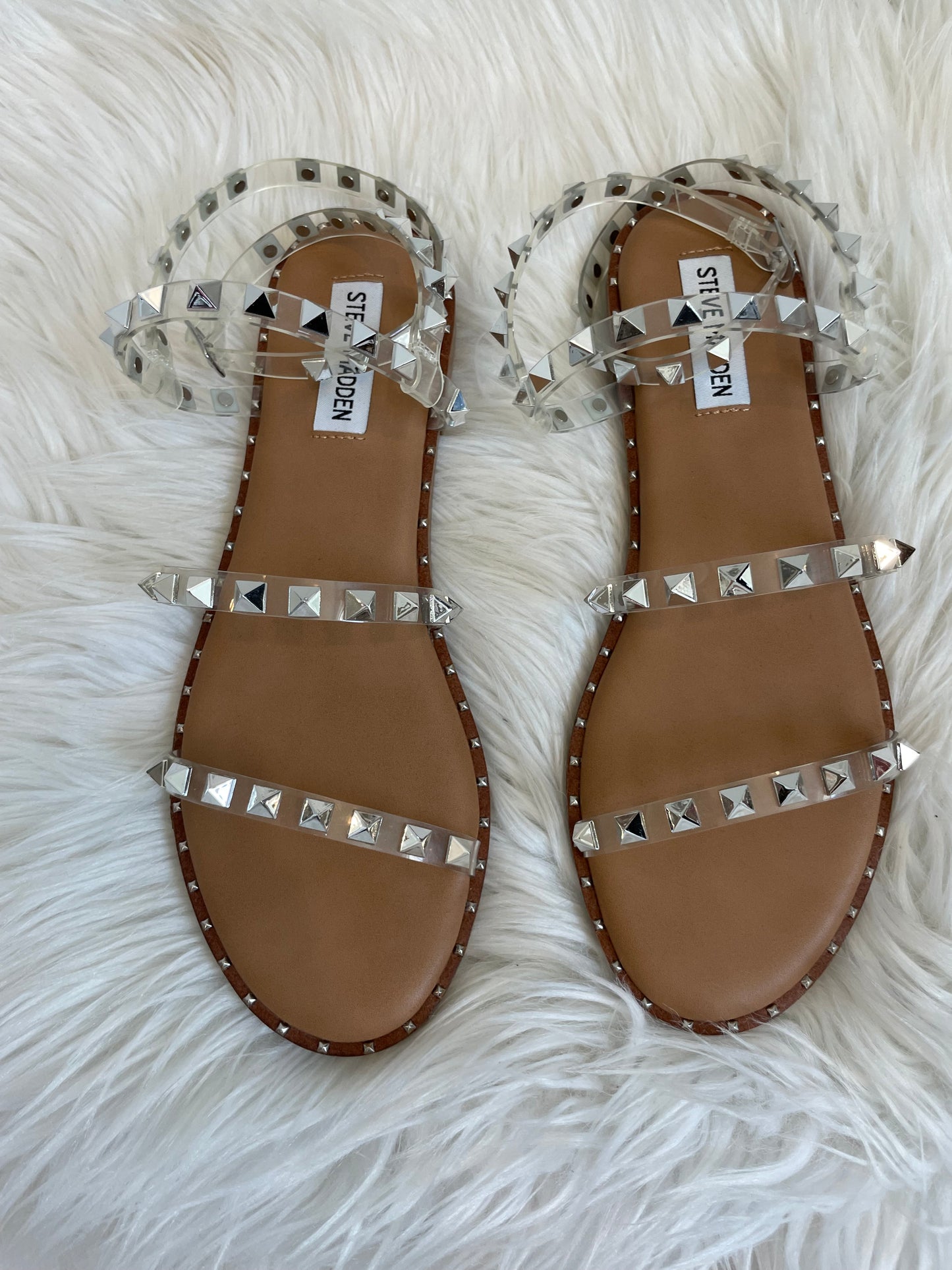 Steven Madden travel sandal Size 8.5