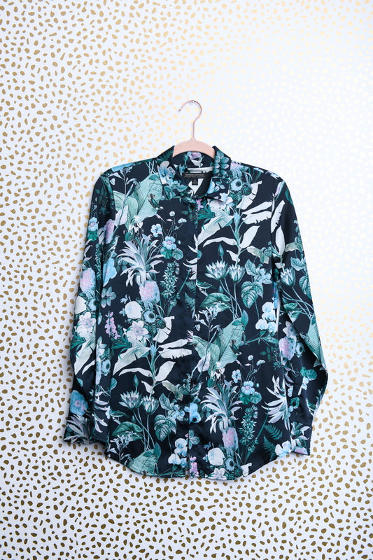 Banana Republic long sleeve floral button down blouse Size S \ EUC