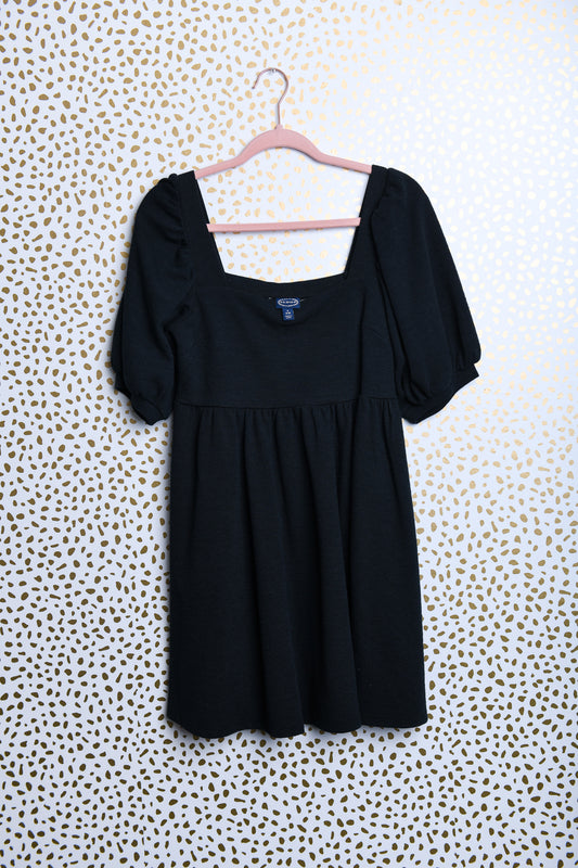 Scoop puffed sleeved dress\ S\EUC