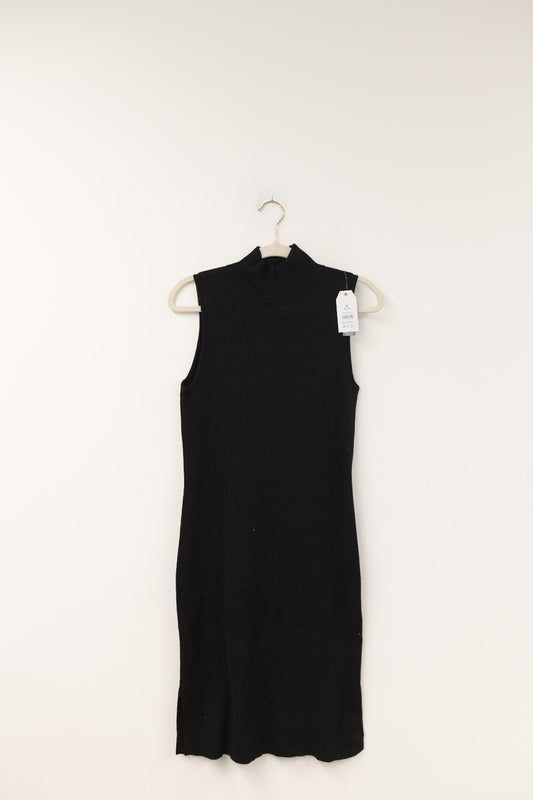 Time and Tru mock neck tank sweater midi dress Size M / NWT