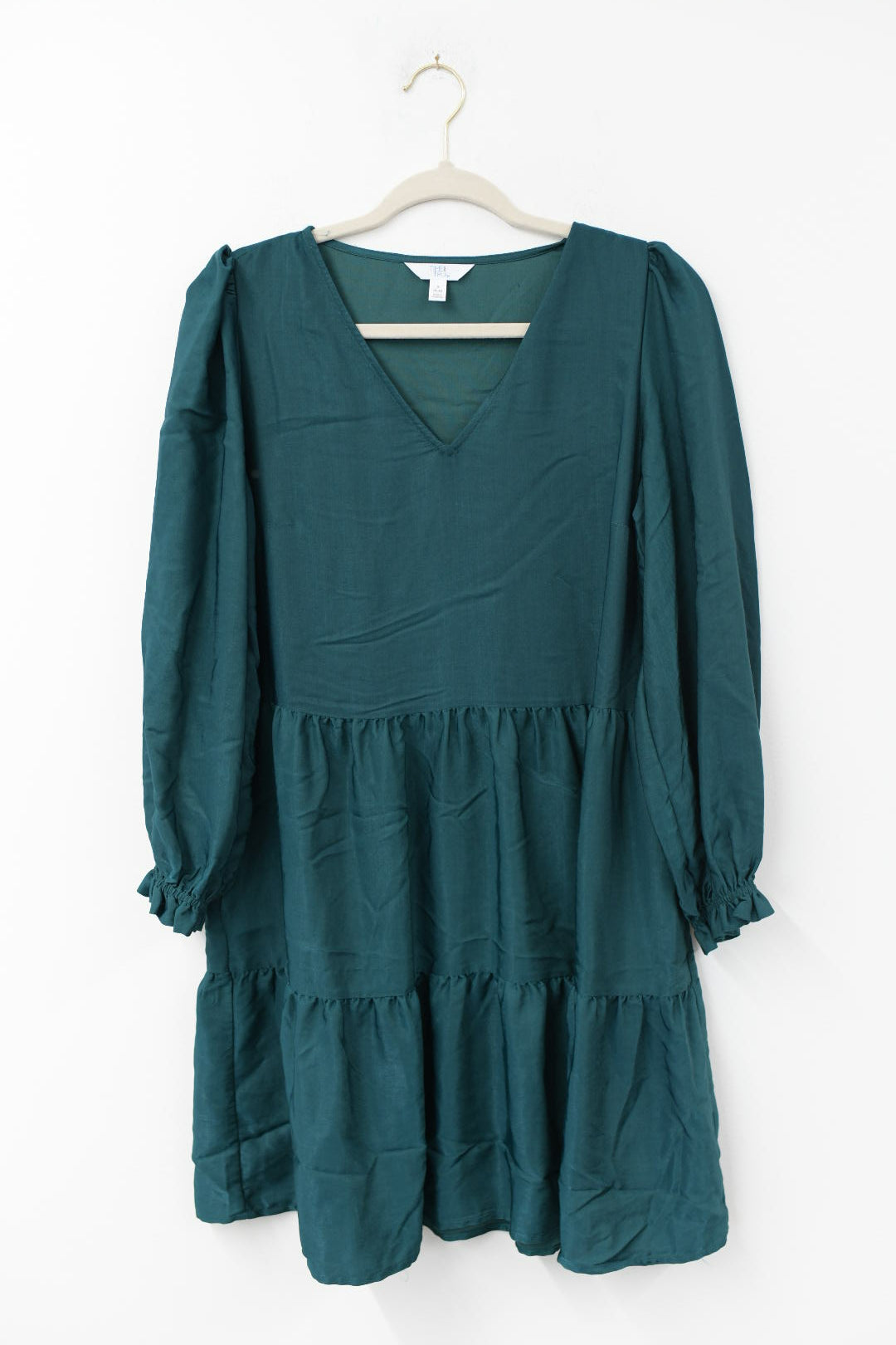 Time and Tru v neck tiered dress Size S / EUC