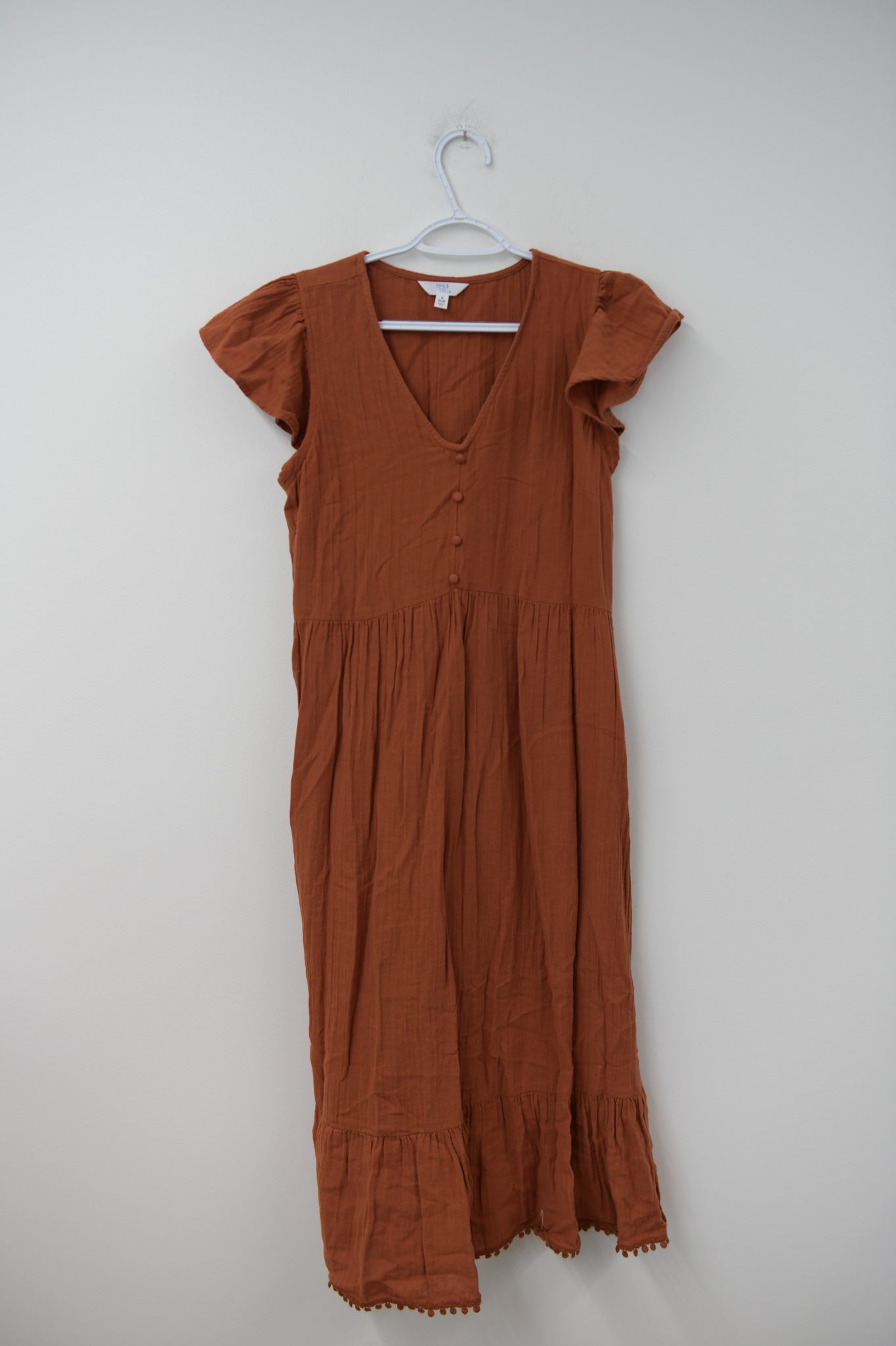 Time and Tru flutter sleeve midi dress Size S / EUC