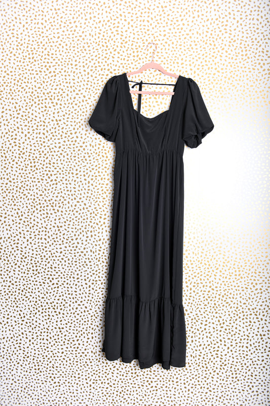 Socialite short sleeve maxi dress Size M /NWT