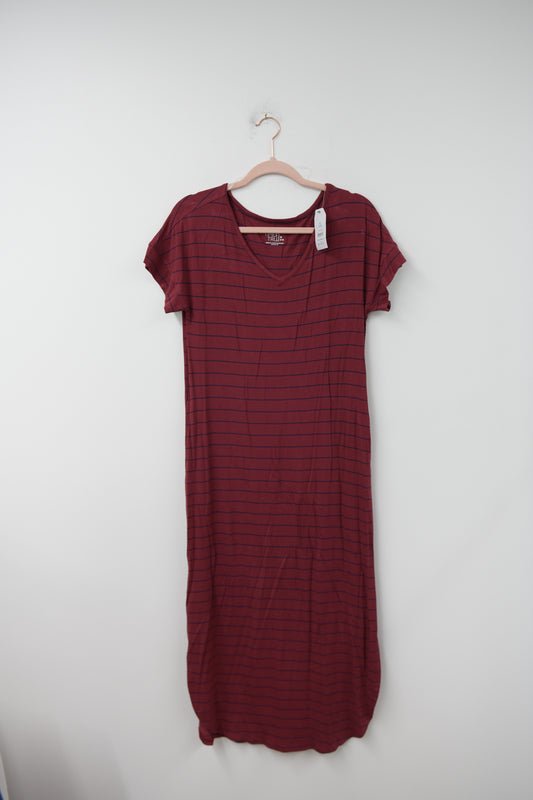 Time and Tru knit maxi dress Size S / NWT