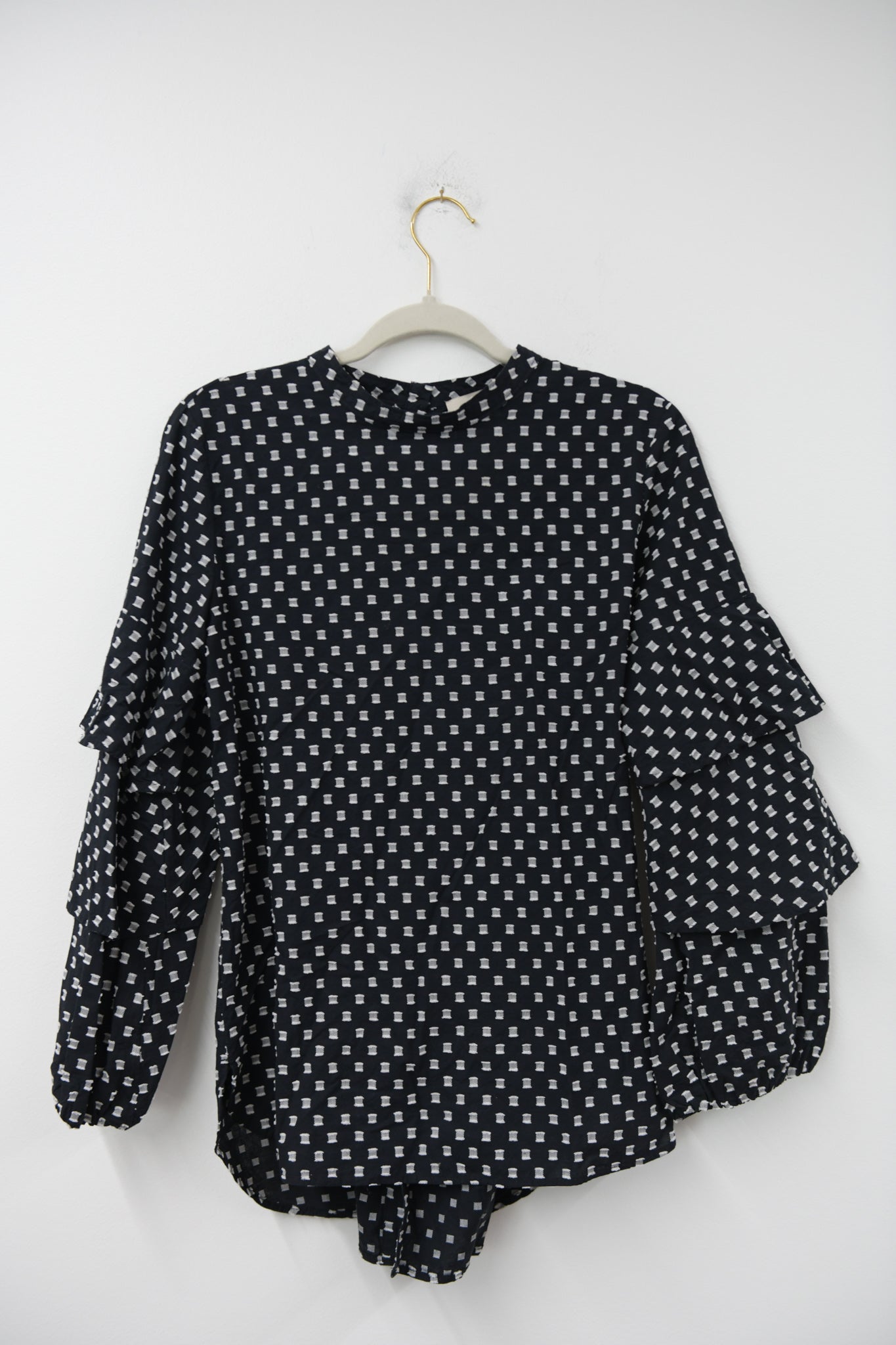 Loft long sleeve blouse Size S / EUC