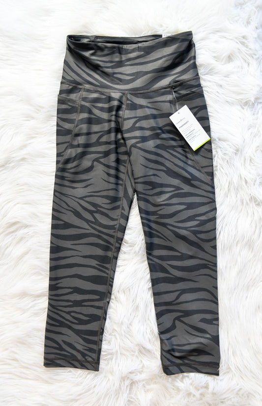 Old Navy powersoft high rise capri leggings Size S / NWT