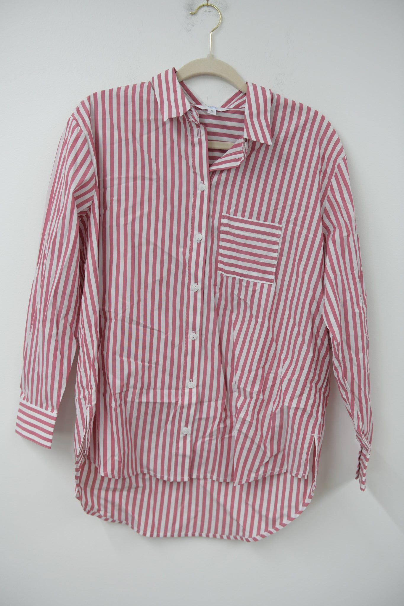 Time and Tru long sleeve button down shirt Size S / NWT