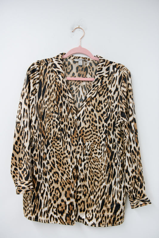 Nine Eight button down blouse Size M / EUC