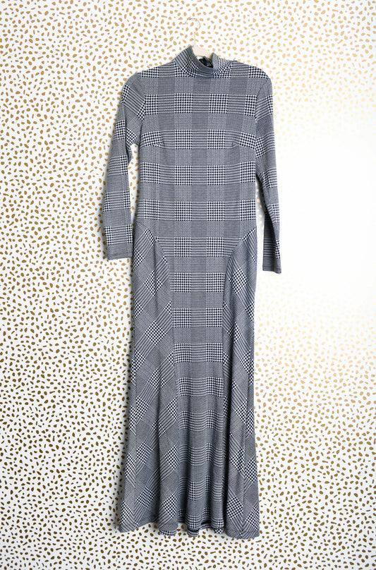 Scoop long  sleeve turtleneck maxi dress Size M \ NWT