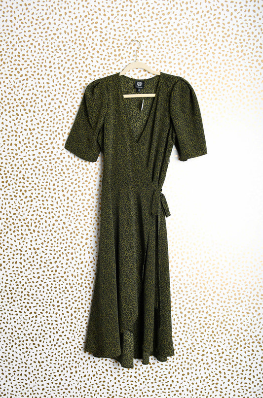 Bobeau short sleeve midi dress Size M \ EUC