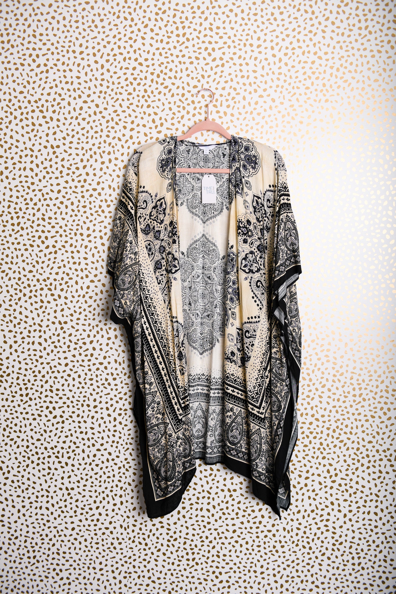 Time and Tru kimono Size S/M  \ EUC