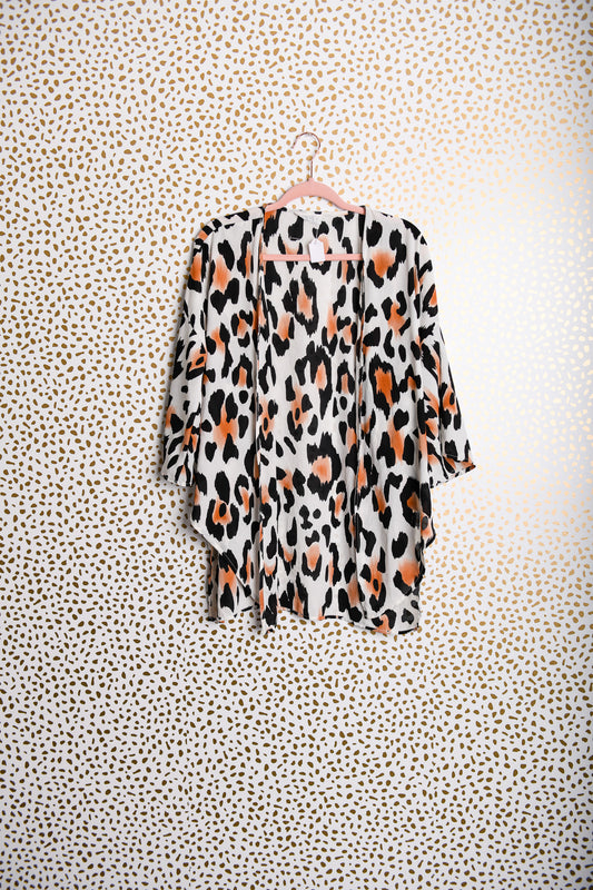 Peach Love kimono Size XS/S \ EUC