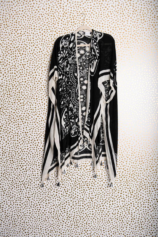 Shiraleah Kimono Size one size / NWT