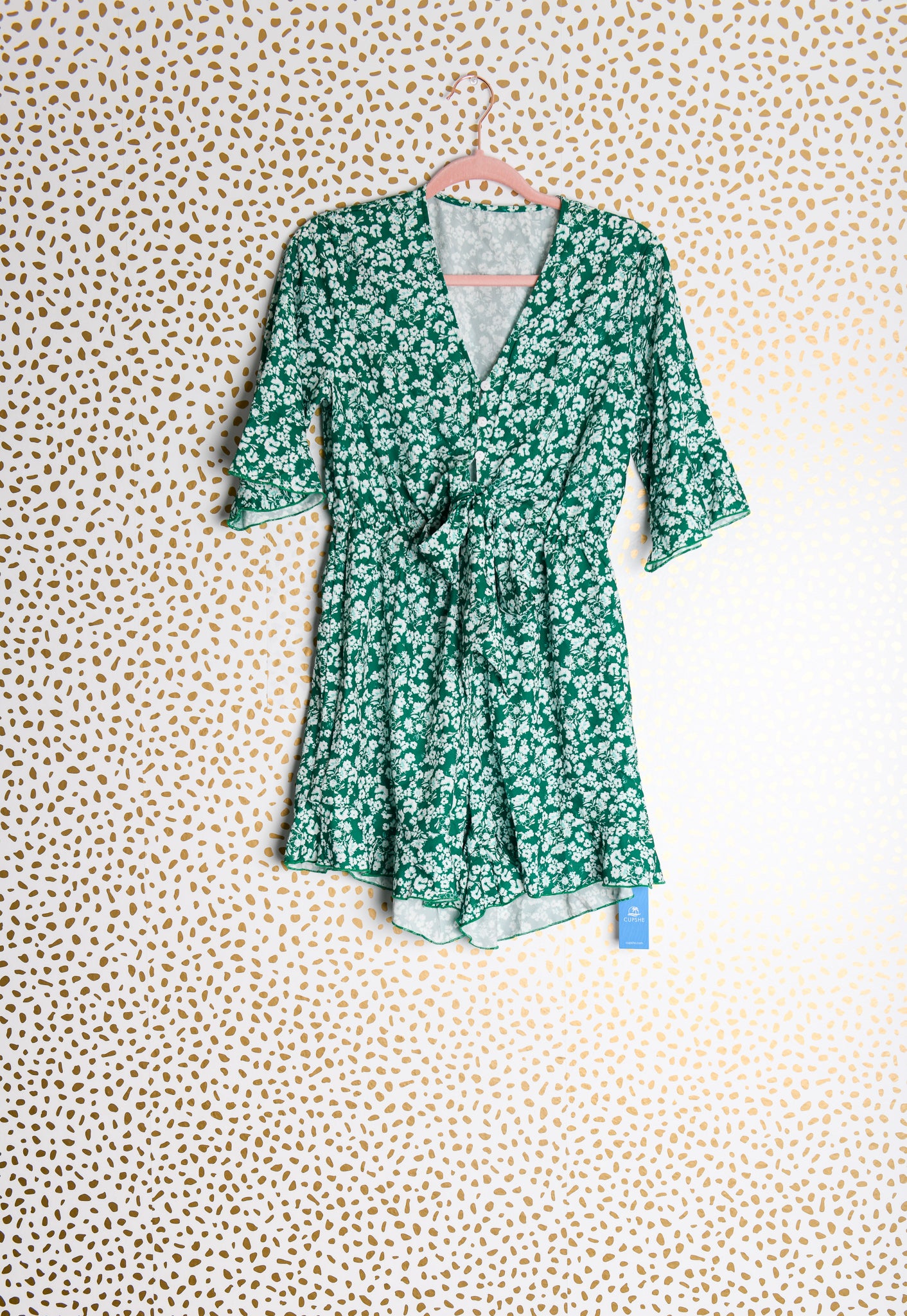 Cupshe short sleeve romper Size M / NWT