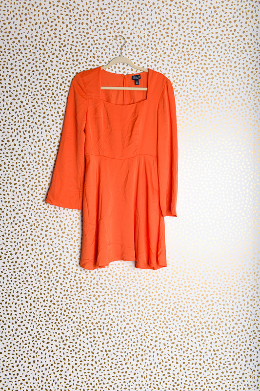 Scoop long sleeve mini dress Size S / EUC