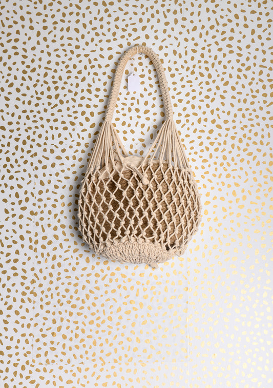 Scoop macrame bucket bag