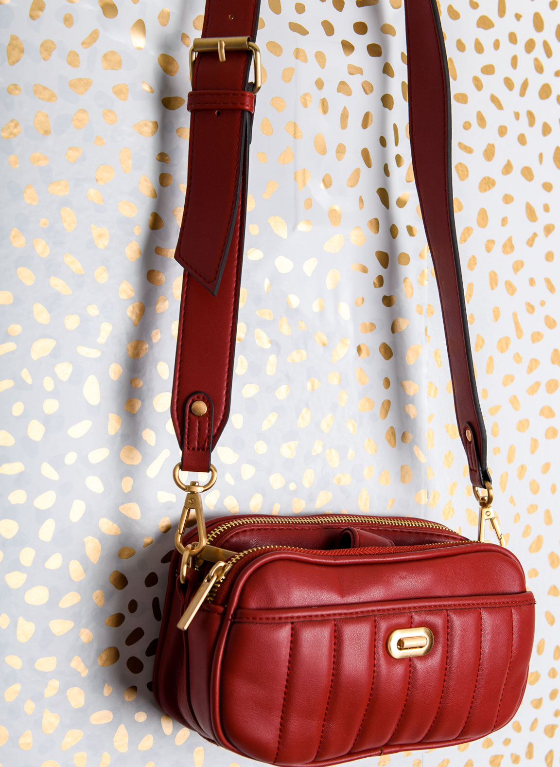 Time and Tru faux leather crossbody handbag