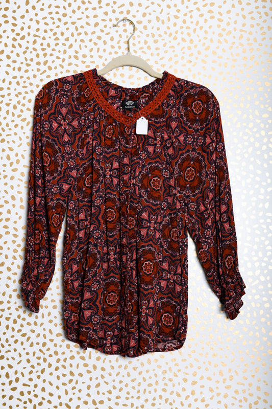 Bobeau long sleeve blouse Size S /EUC