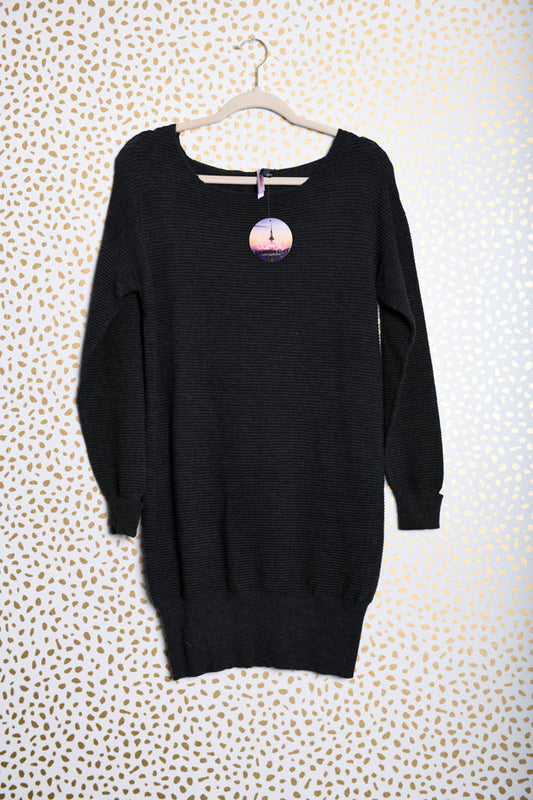 Love by  Design long sleeve sweater dress Size S/ NWT