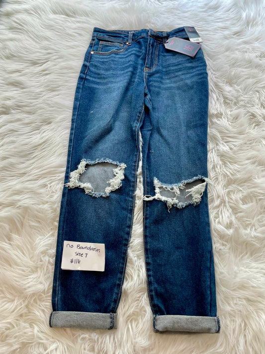 No Boundaries wide  jeans Size 7/ NWT