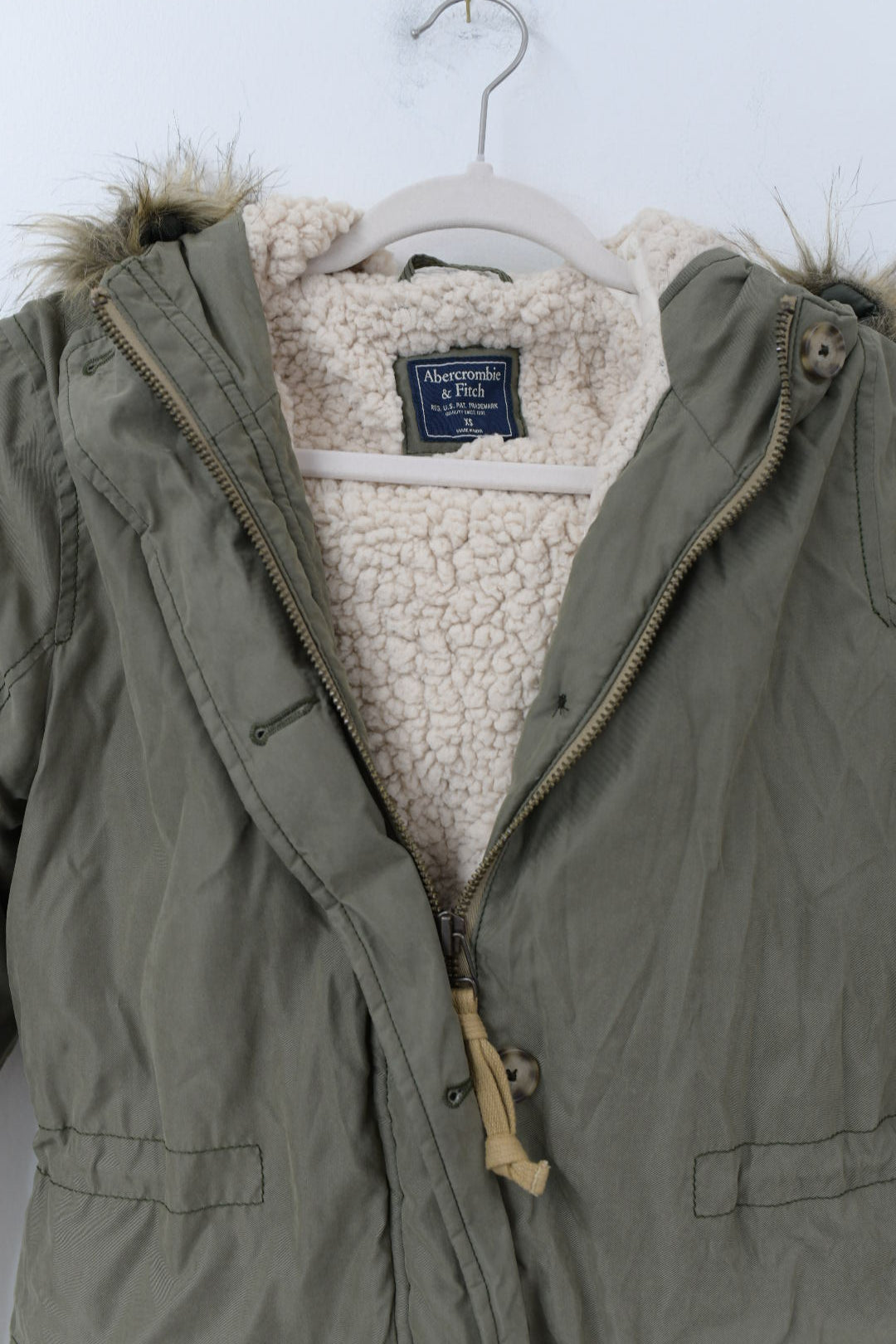 Abercrombie & Fitch faux fur hooded parka Size XS / EUC