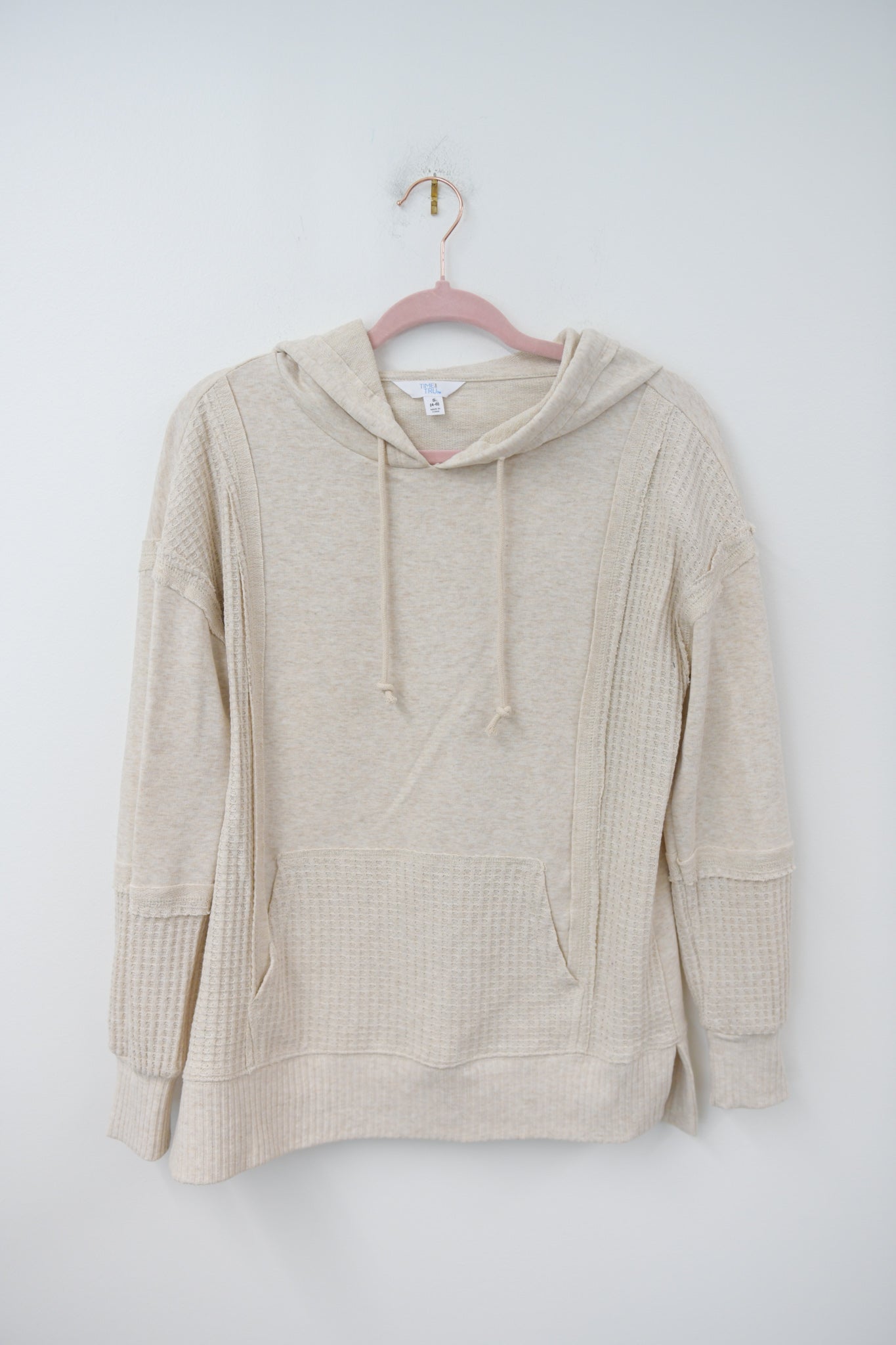 Time and Tru waffle printed sweatshirt Size S / EUC