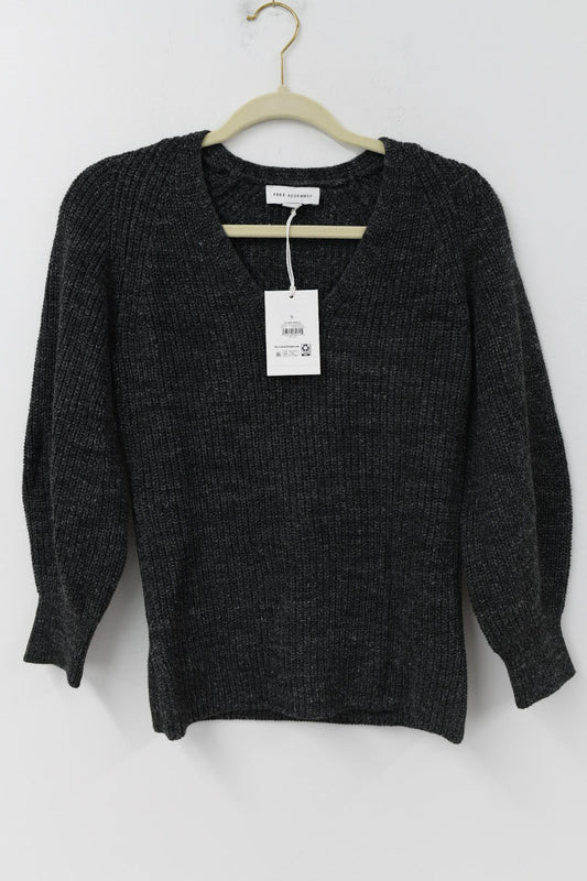 Free Assembly v-neck sweater Size S / NWT