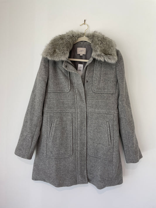 Loft winter coat with Faux fur collar / Size S / NWT