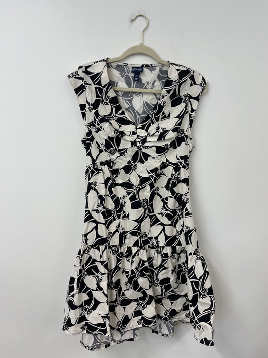 Scoop v-neck poplin  mini dress Size S / EUC